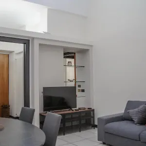 https://apt-don-giovanni-a-toledo.hotels-amalfi.com
