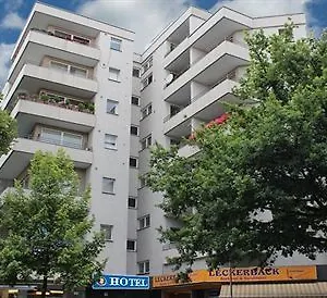 2* Szálloda Amadeus